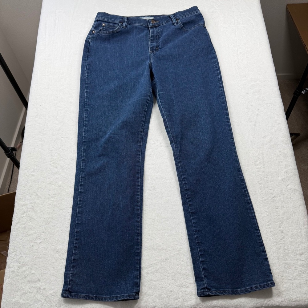 Lee Relaxed Fit Jeans Womens‎ 12 Medium Blue Dark Wash Excellent Straight Leg